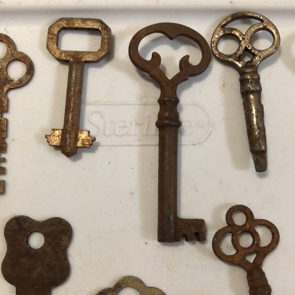 Vintage antique skeleton keys lot of 21 - Picture 4 of 8